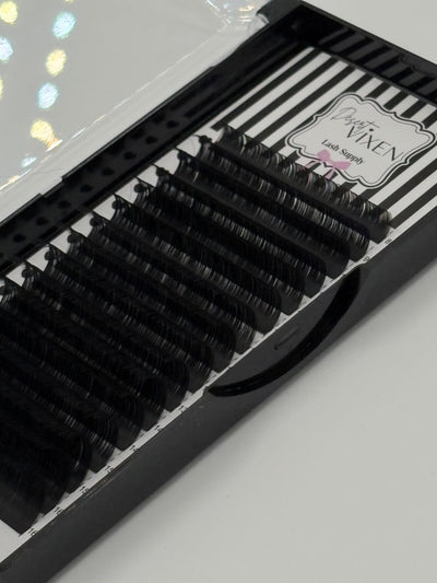 The Softest Lashes You'll Ever Touch — Mega Volume Matte Cashmere .03 | CC & D Curl | Single Lengths 16 Row