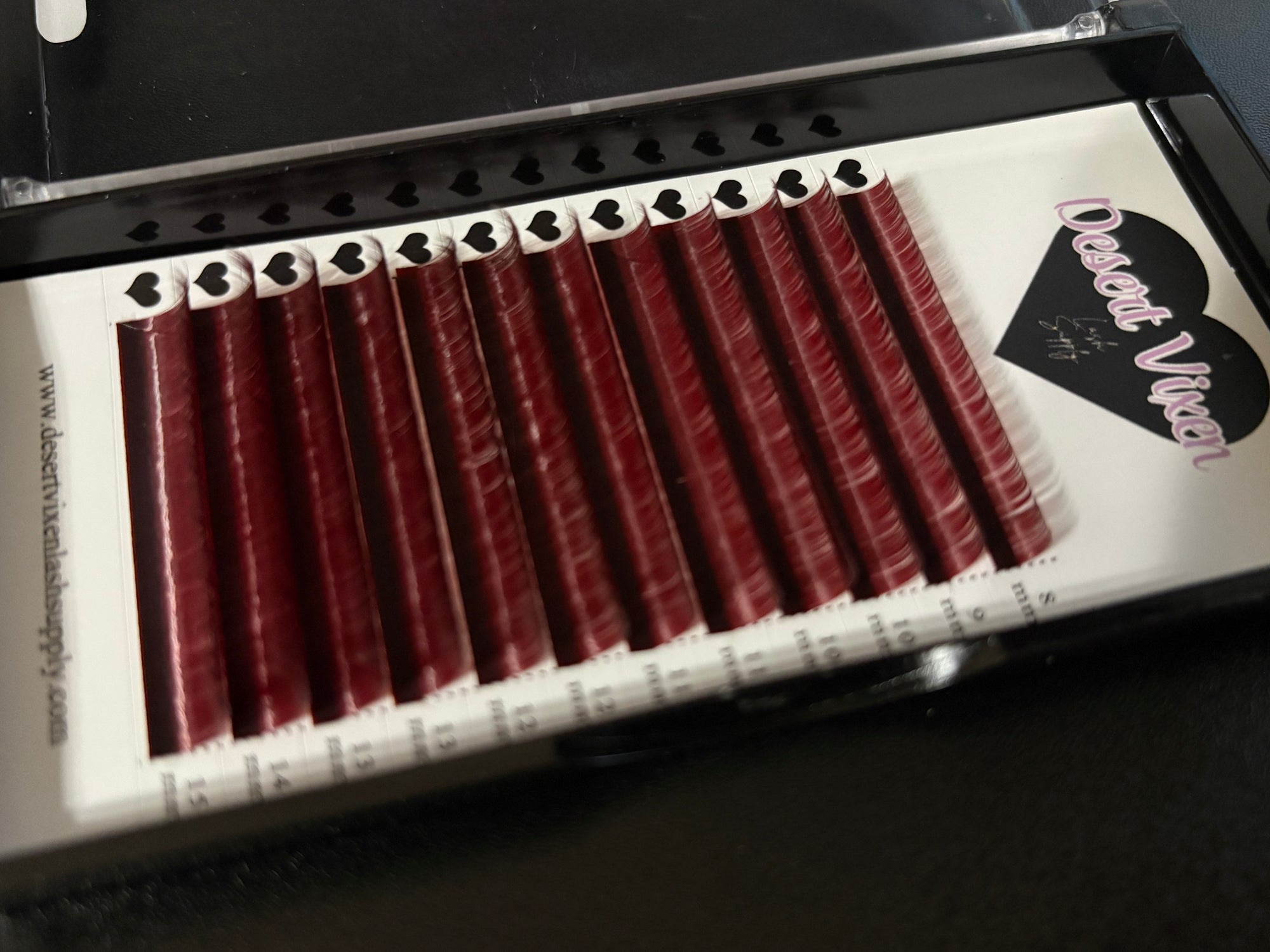 Red Cashmere 12 Row Lash Tray